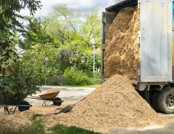 Wood Chips Delivery in Kaysville
