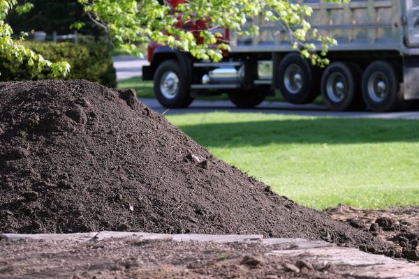 Yard Dirt Delivery in Kaysville
