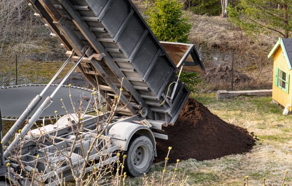 Yard Soil Delivery in Kaysville