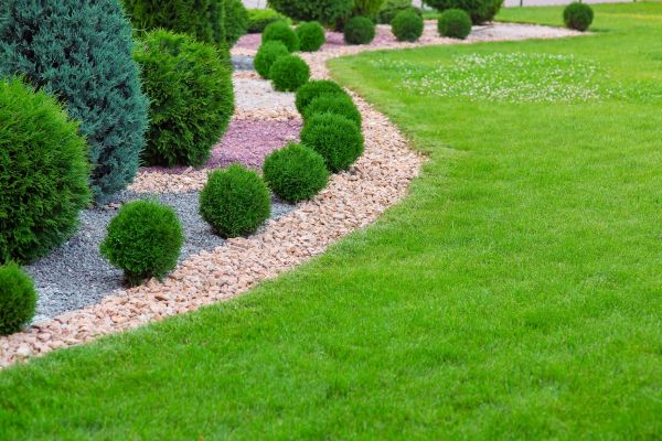 Edging Stones Installation in Kaysville