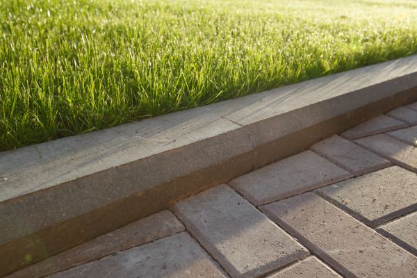 Lawn Edging Replacement in Kaysville